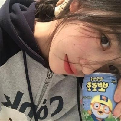 布劳涅森林的女人们 海报